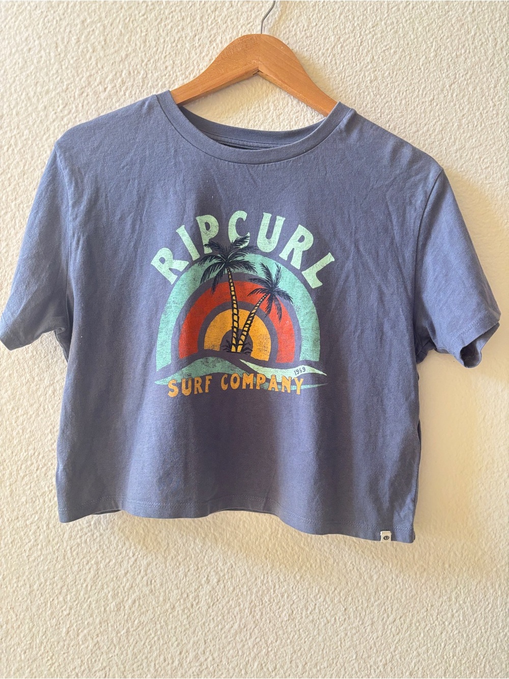 RIPCURL Cropped  Tee Size XS